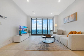 Modern 2BR with City Views & Pool Near Parramatta, Sydney